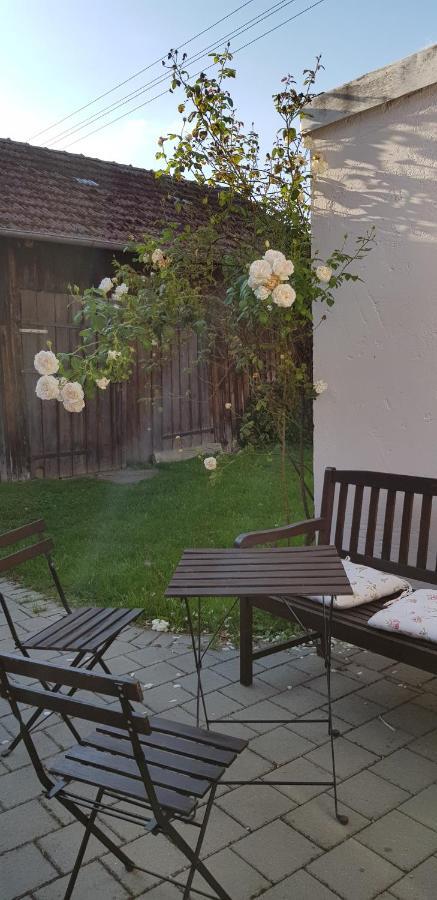 Kleines Haeuschen Im Gruenen Villa Monheim  Ngoại thất bức ảnh
